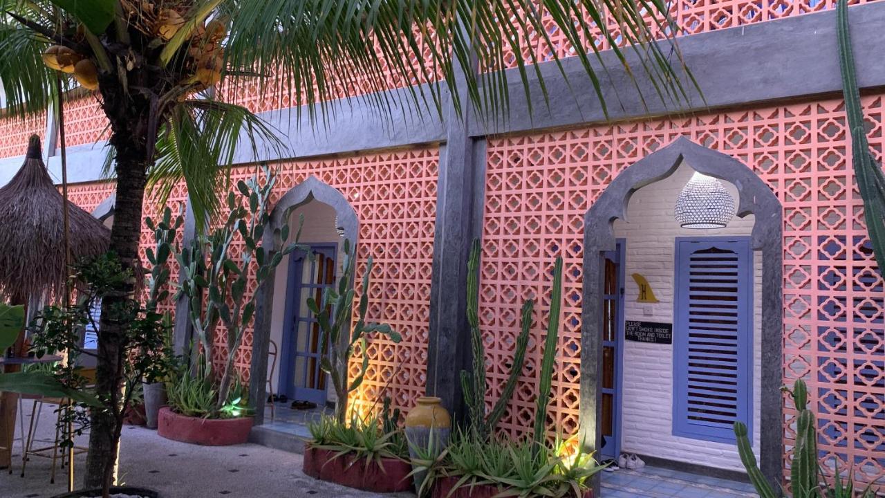 Sunflower Stay And Surf Canggu Екстериор снимка