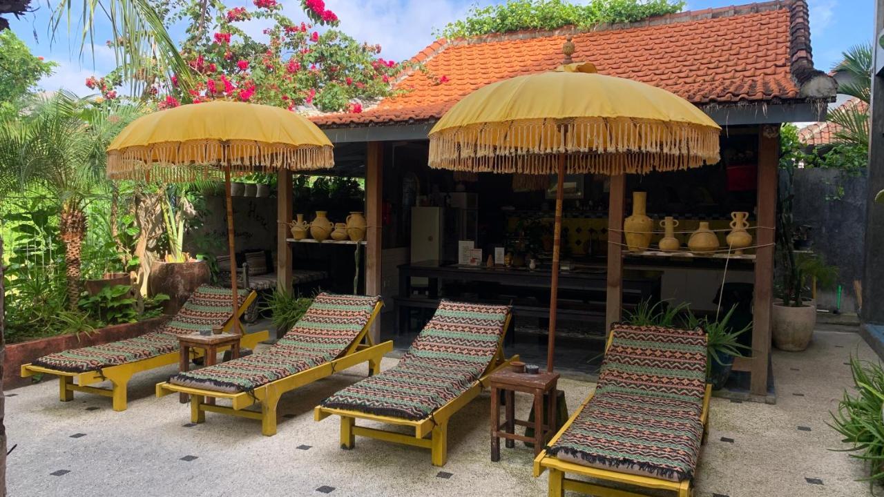 Sunflower Stay And Surf Canggu Екстериор снимка