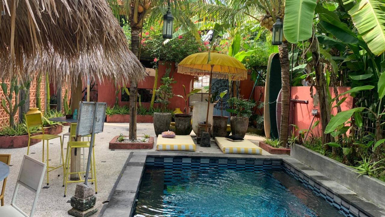 Sunflower Stay And Surf Canggu Екстериор снимка